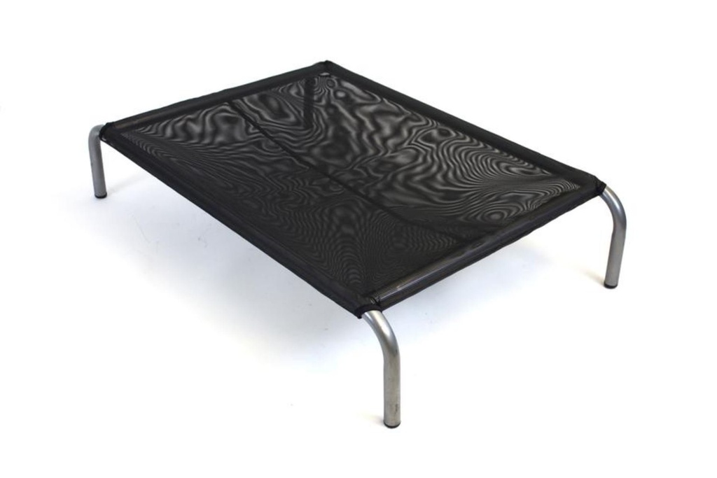 black_mesh_bed_900x.jpg