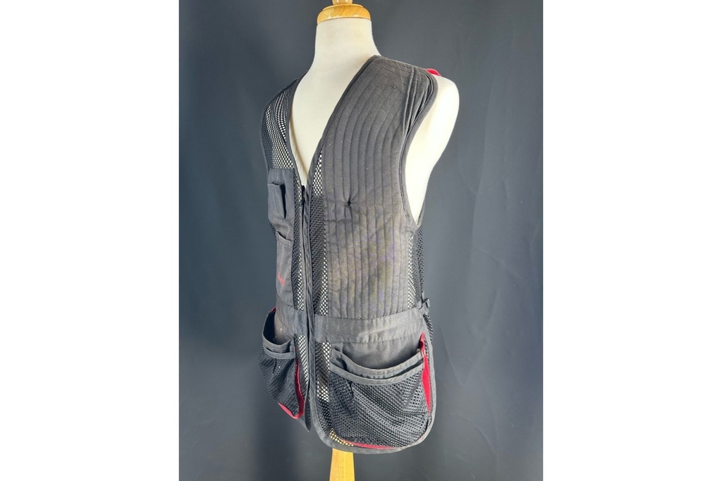 browning-black-skeet-vest-2---fixed.jpg