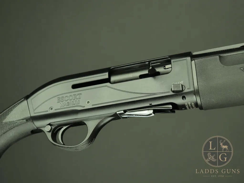 Hatsan Escort Magnum Black Synthetic